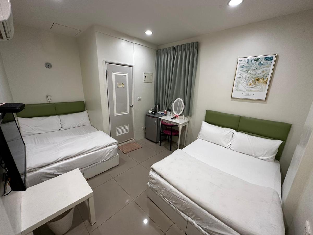 Fengjia Gift Box Homestay Taichung Exterior foto